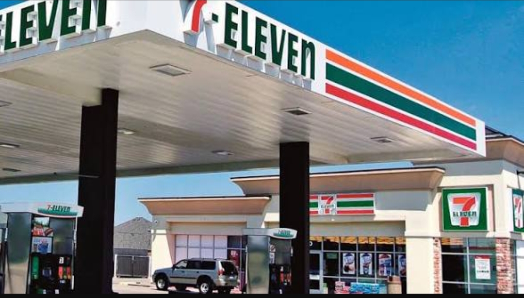 7-eleven gas station